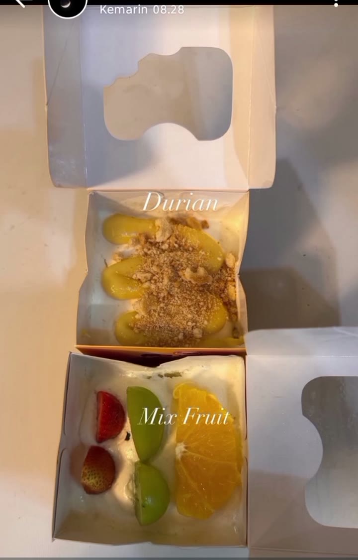 Cheesecuit Bogel varian durian dan mix fruit